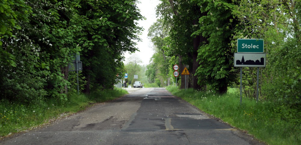 Wjazd do miejscowości Stolec